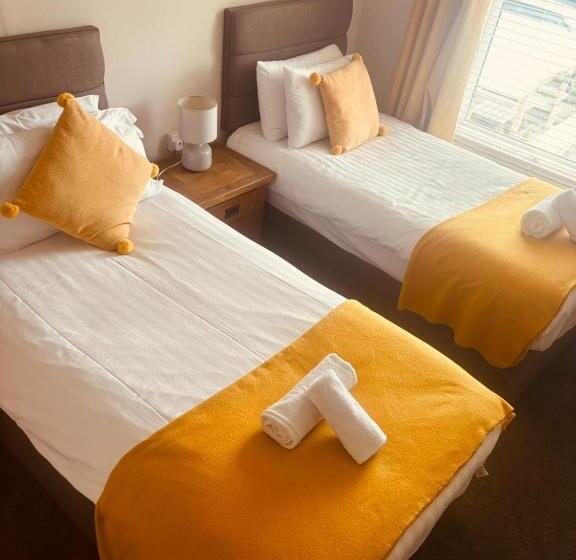 スタンダードルーム, The Croppers Arms