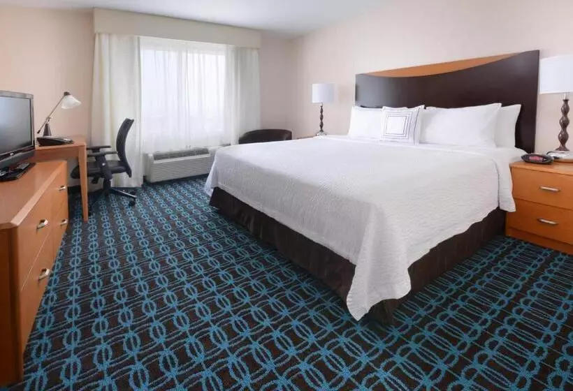 キングサイズベッドのスタンダードルーム, Fairfield Inn & Suites By Marriott Dallas Plano The Colony