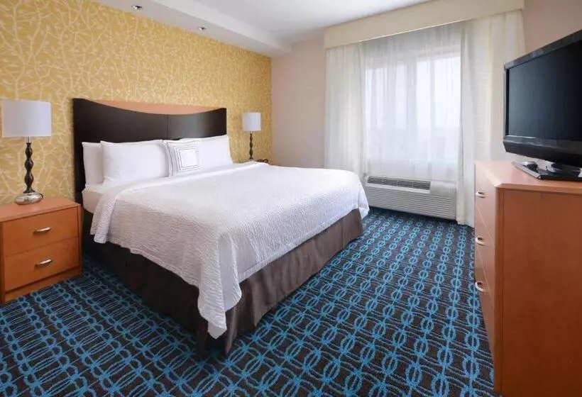 キングサイドベッドのスタンダードワンルーム, Fairfield Inn & Suites By Marriott Dallas Plano The Colony