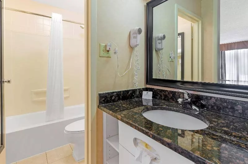 اتاق پنت هاوس, Madera Hong Kong