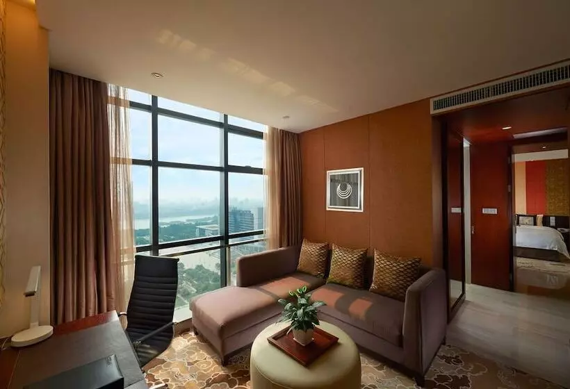 Superior-studio, Radisson Blu Hotel Liuzhou