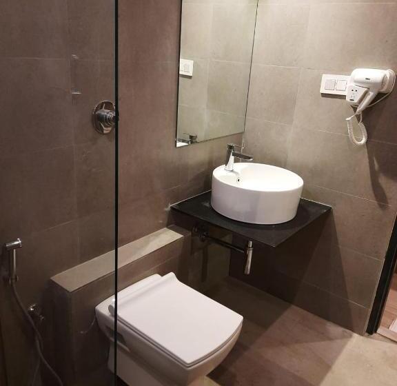 Quarto Deluxe Cama King, Regenta Inn Grand Koramangala By Royal Orchid Hotels