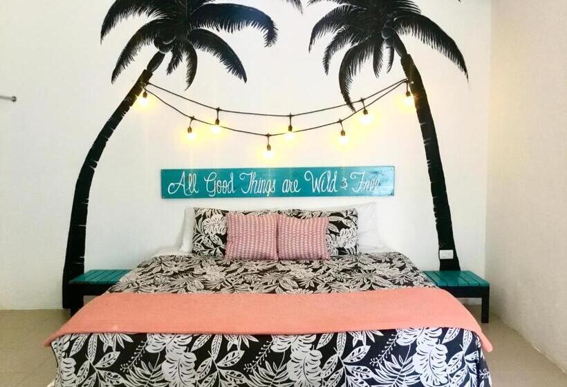 بانگلوی استاندارد, Camp Akumal   Hosted Family Bungalows