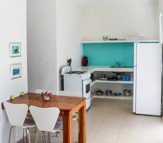 家族用バンガロー, Camp Akumal   Hosted Family Bungalows
