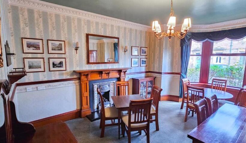 חדר אקונומי יחיד, Mystayinn Melrose Villa