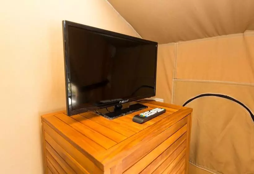 Basic Tent, Camping Bungalows El Far