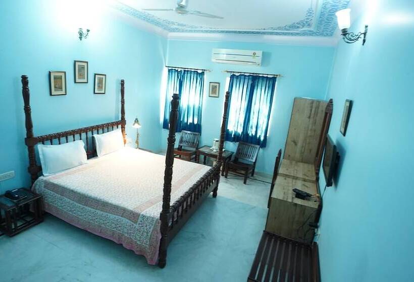 غرفة ديلوكس, Anuraag Villa