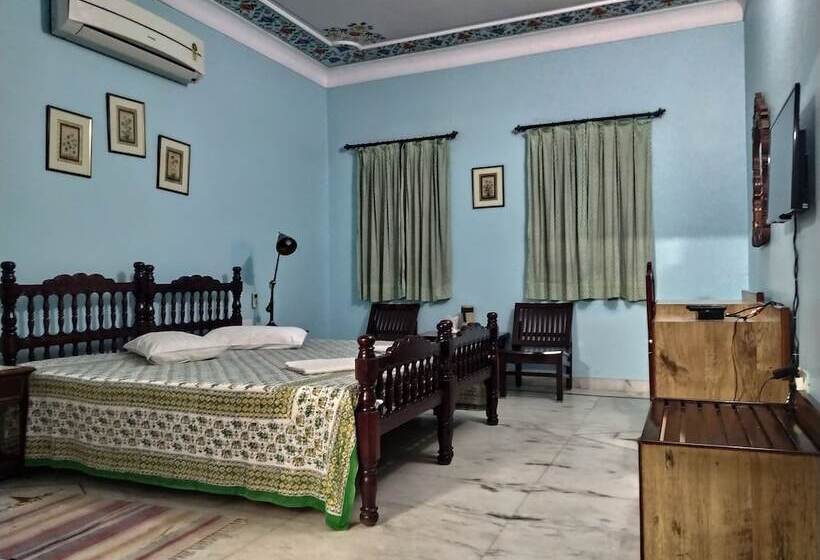 غرفة ديلوكس, Anuraag Villa