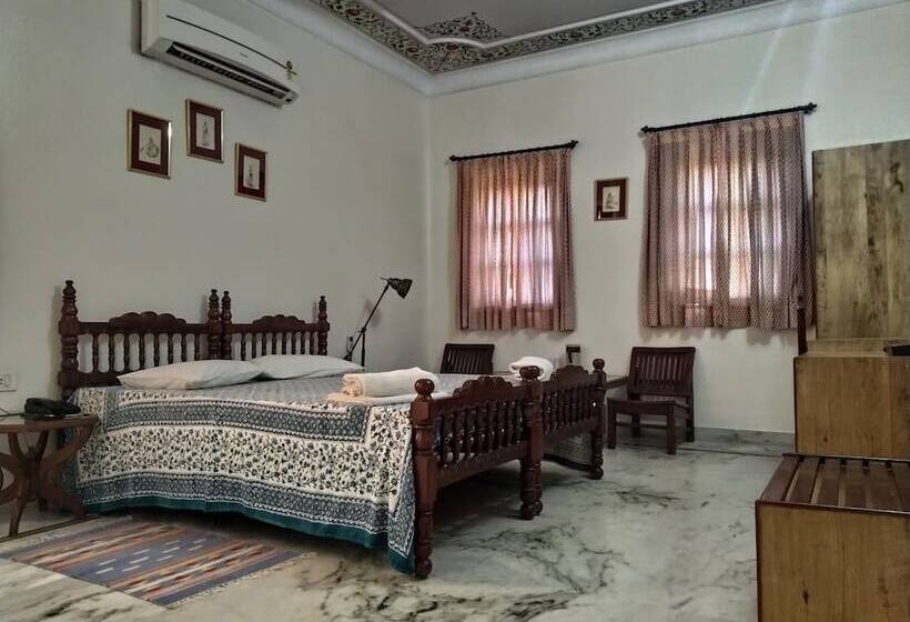 豪华房间, Anuraag Villa