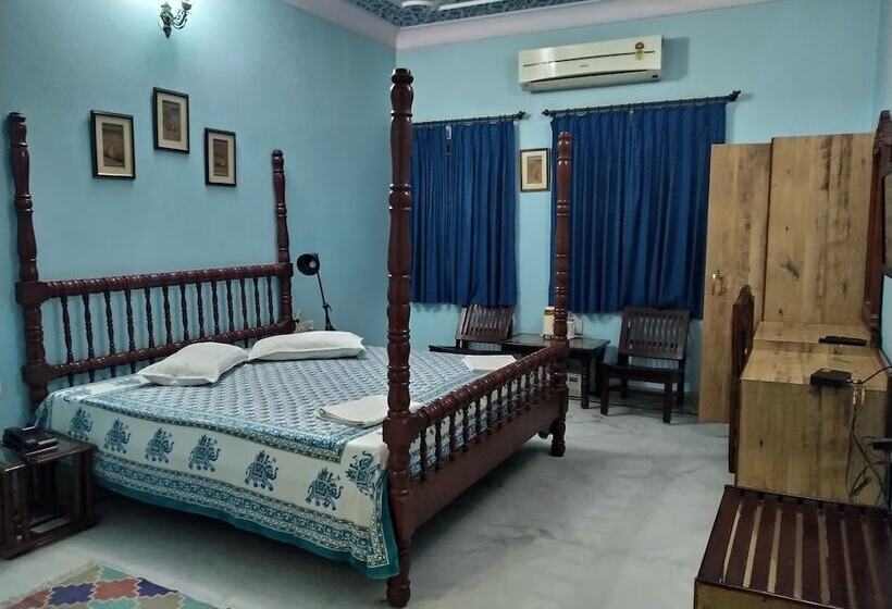 豪华房间, Anuraag Villa