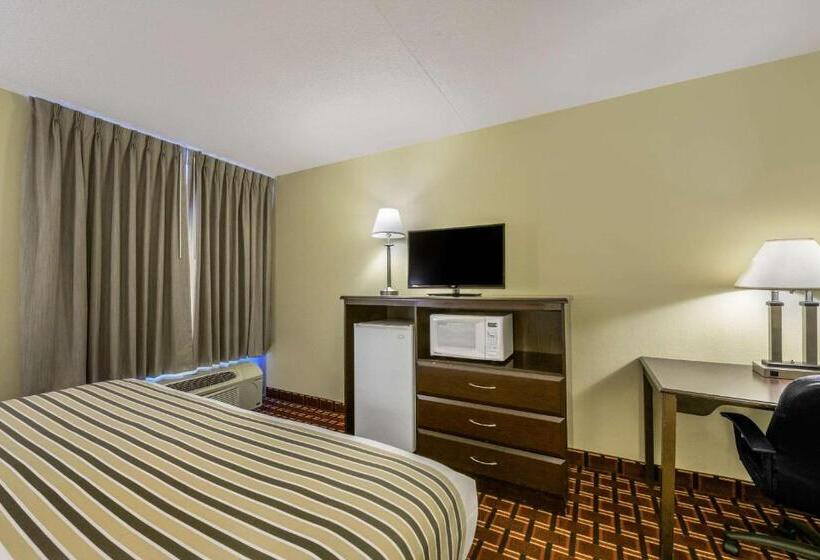 Стандартный Номер Кровать Кинг, Econo Lodge Inn & Suites Triadelphia Wheeling