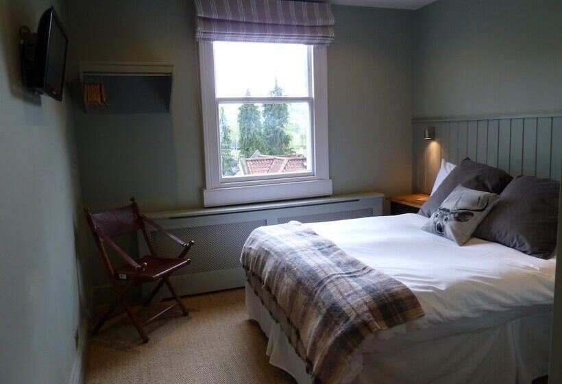 Номер Стандарт, Edgar Townhouse