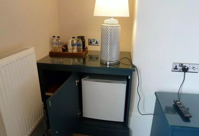 اتاق استاندارد چهار تخته, Edgar Townhouse