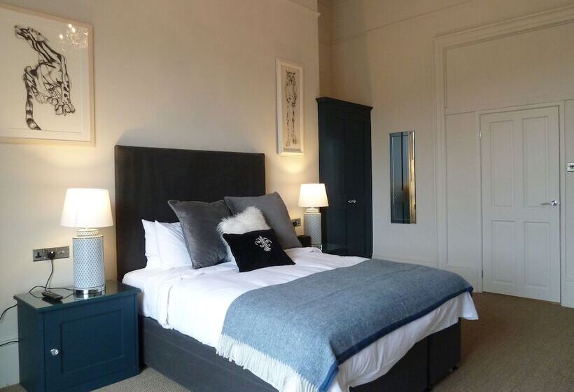 Четырехместный Номер Стандарт, Edgar Townhouse