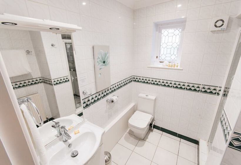 Стандартный Номер Нижний Этаж, Grovefield Manor