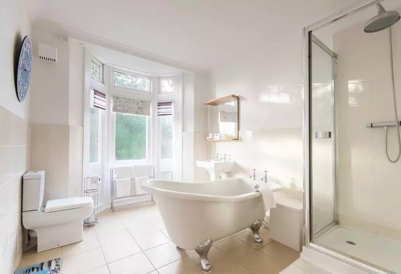 デラックスルーム, Grovefield Manor