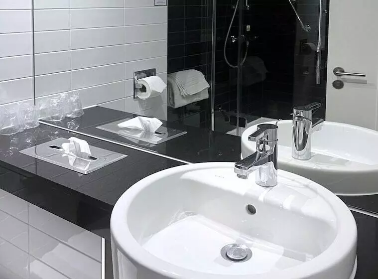 スタンダードルーム, Holiday Inn Express Windsor, An Ihg