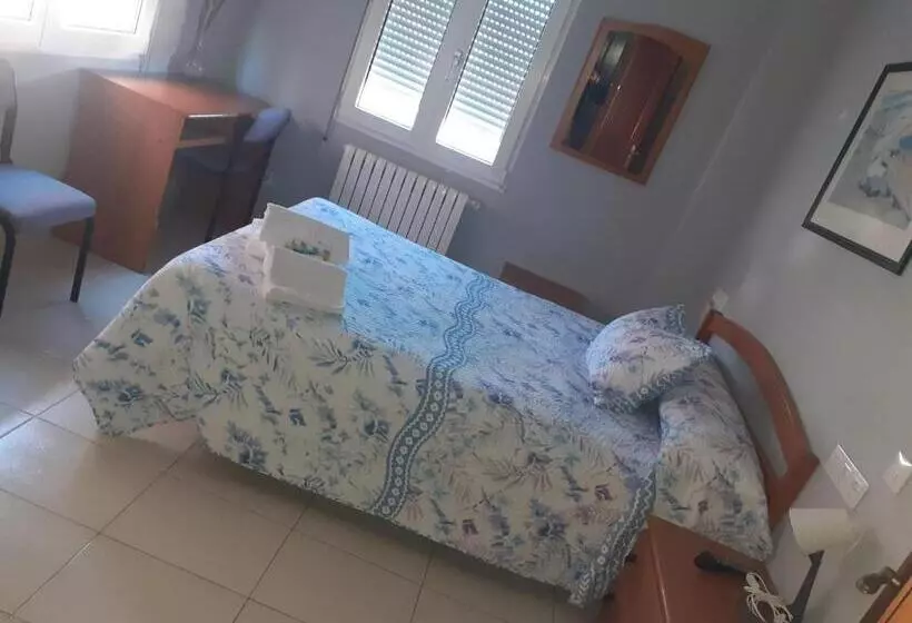 スタンダードルーム, Hostal Monteclaro