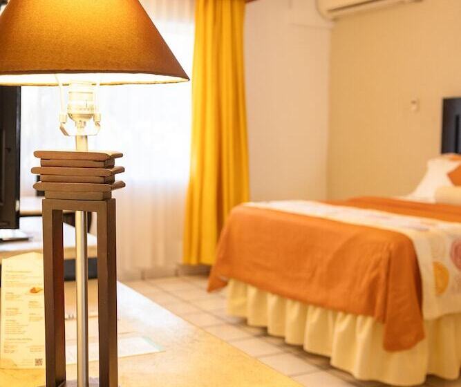 エクゼクティブルーム, Maria Isabel Colima