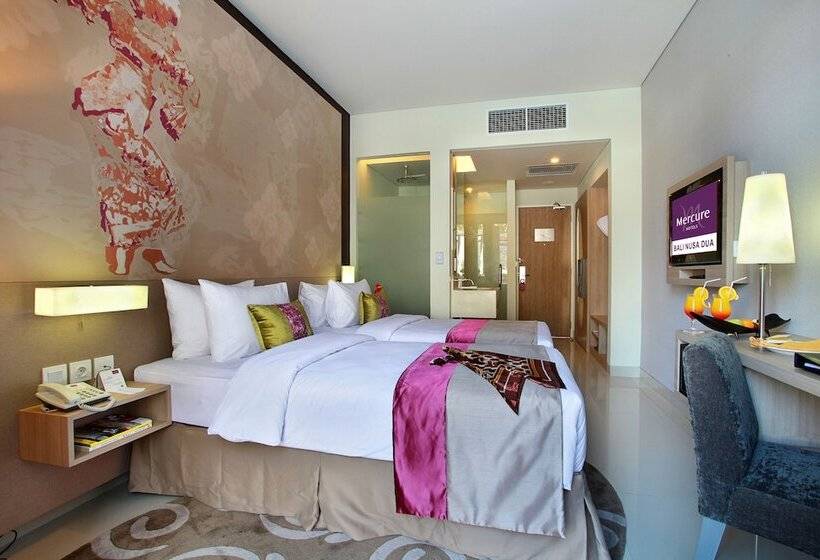 חדר דלוקס נוף בריכה, Mercure Bali Nusa Dua