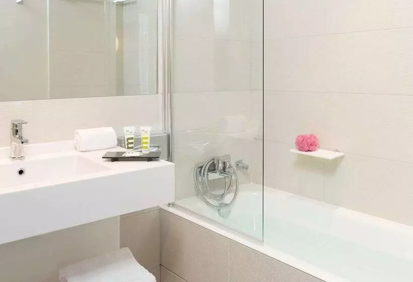 اتاق پرستیژ, Mercure Paris Levallois