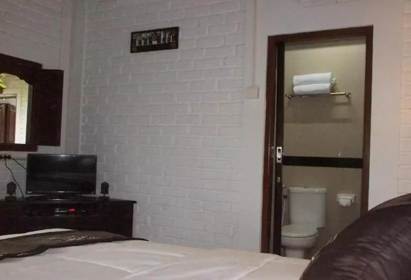 Superior-huone, New Danas Canggu Guest House