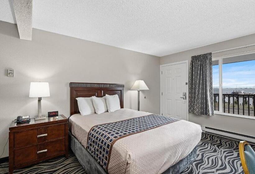 جناح ديلوكس, Astoria Rivershore Motel