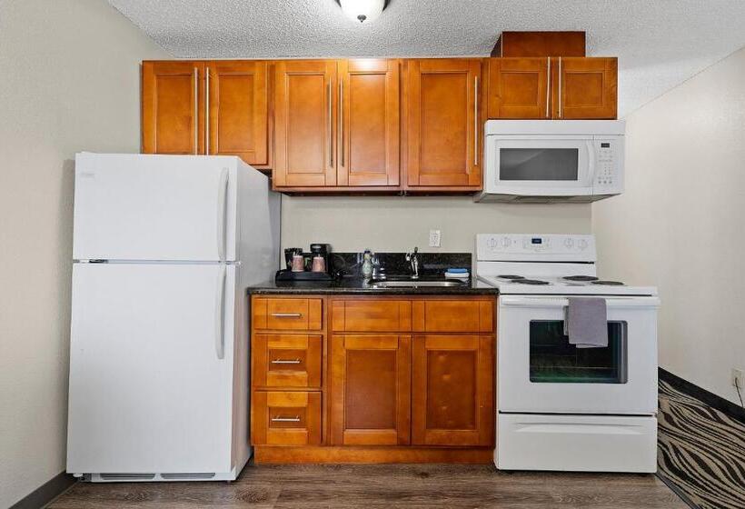 جناح ديلوكس, Astoria Rivershore Motel