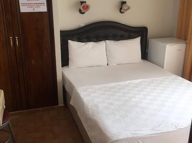 غرفة قياسية, Defne & Zevkim