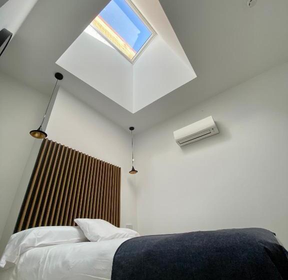 Номер Стандарт, Evenia Alcalá Boutique Hotel