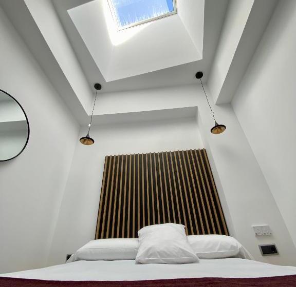 Номер Стандарт, Evenia Alcalá Boutique Hotel