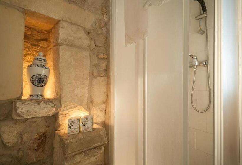 주니어 스위트, Borgoterra