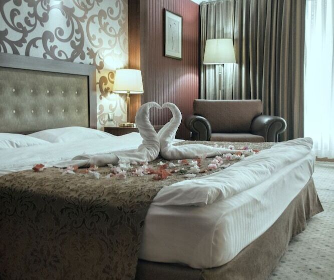 اتاق استاندارد با چشمانداز شهر, Diplomat Hotel By Ag Hotels Group