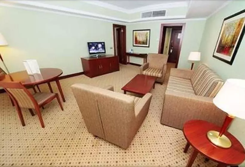 سوییت جونیور, Diplomat Hotel By Ag Hotels Group