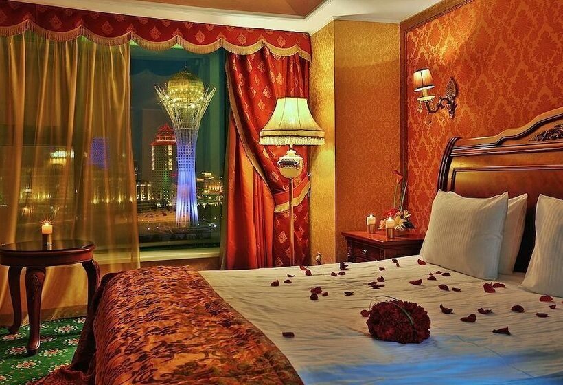 سوئیت سینیور, Diplomat Hotel By Ag Hotels Group