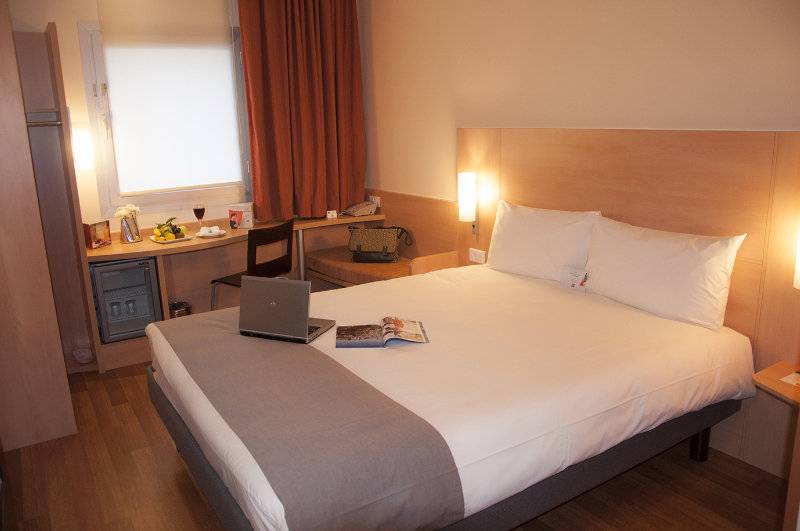 اتاق استاندارد, Ibis Adana