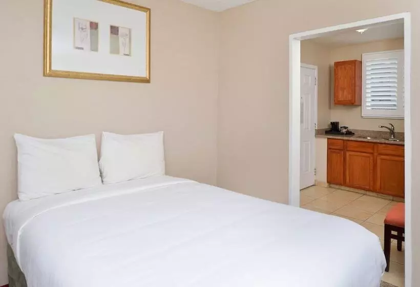 ファミリールーム, Pacific Shores Inn   Morro Bay