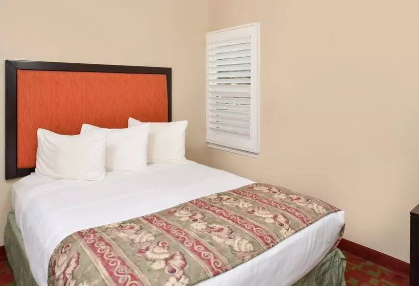 ファミリールーム, Pacific Shores Inn   Morro Bay