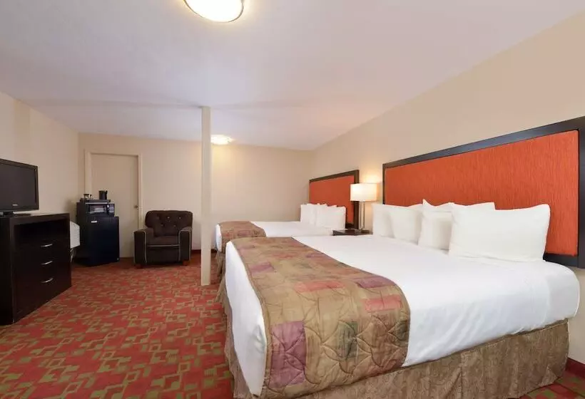 キングサイズベッドのスタンダードルーム, Pacific Shores Inn   Morro Bay