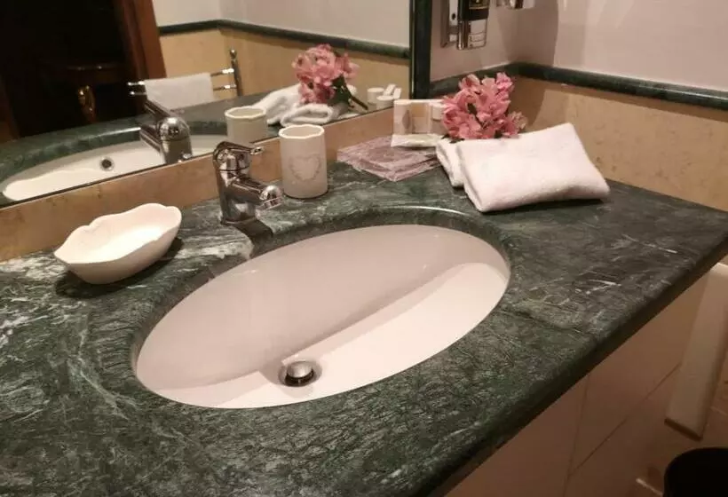 اتاق سوپریور, Relais Alberti