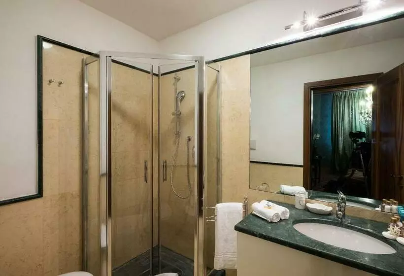 اتاق لوکس, Relais Alberti