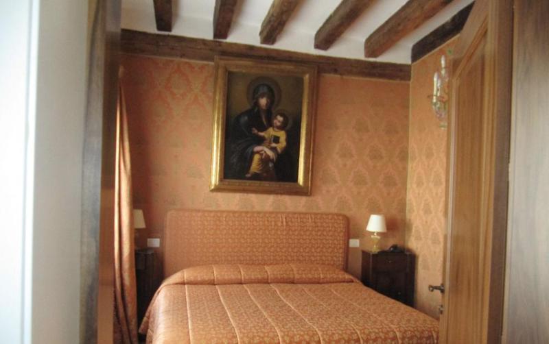 Семейный Номер Вид на Сад, Relais Alberti