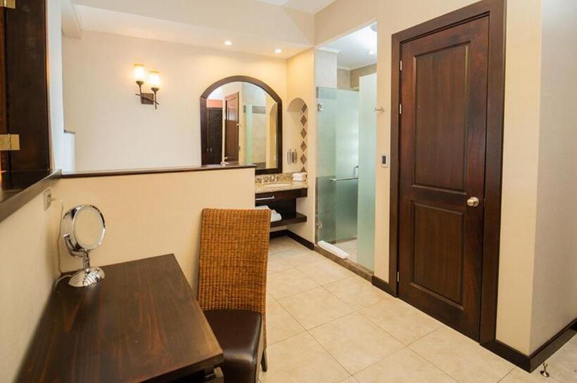 可观景的套房, Parador Nature Resort And Spa