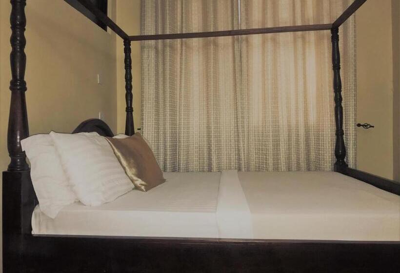 اتاق عادی, Transit Airport B&b