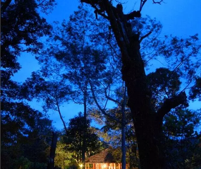 Talo 1 Makuuhuone, Carmelia Haven Resort Thekkady