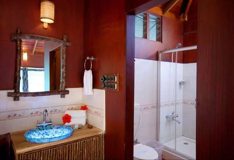 Villa 1 Makuuhuone, Carmelia Haven Resort Thekkady