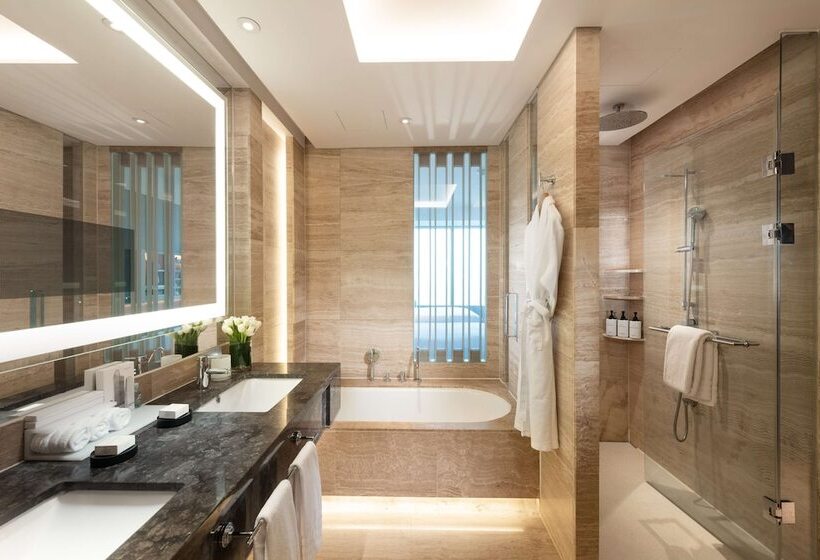 Номер Премиум, Conrad Seoul