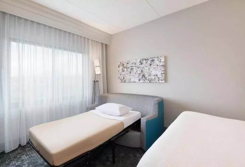 キングサイドベッドのスタンダードワンルーム, Courtyard By Marriott Pittsburgh Washington Meadow Lands
