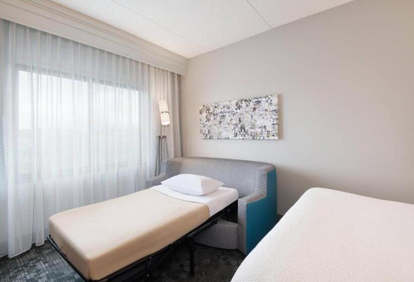 Люкс Кровать Кинг, Courtyard By Marriott Pittsburgh Washington Meadow Lands