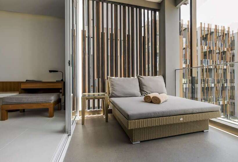 חדר דלוקס נוף בריכה, G Hua Hin Resort & Mall